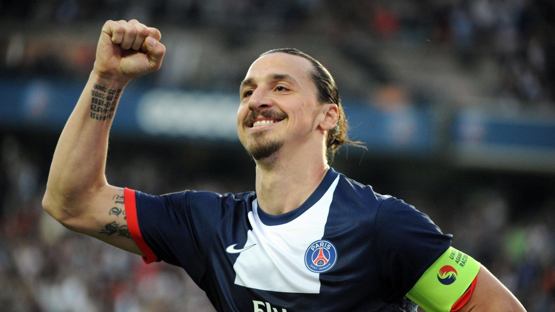 开云体育APP下载-赛场掠影：运动员的精彩瞬间与幕后花絮，运动员比赛现场